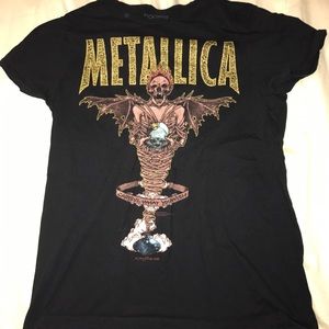 Metallica shirt